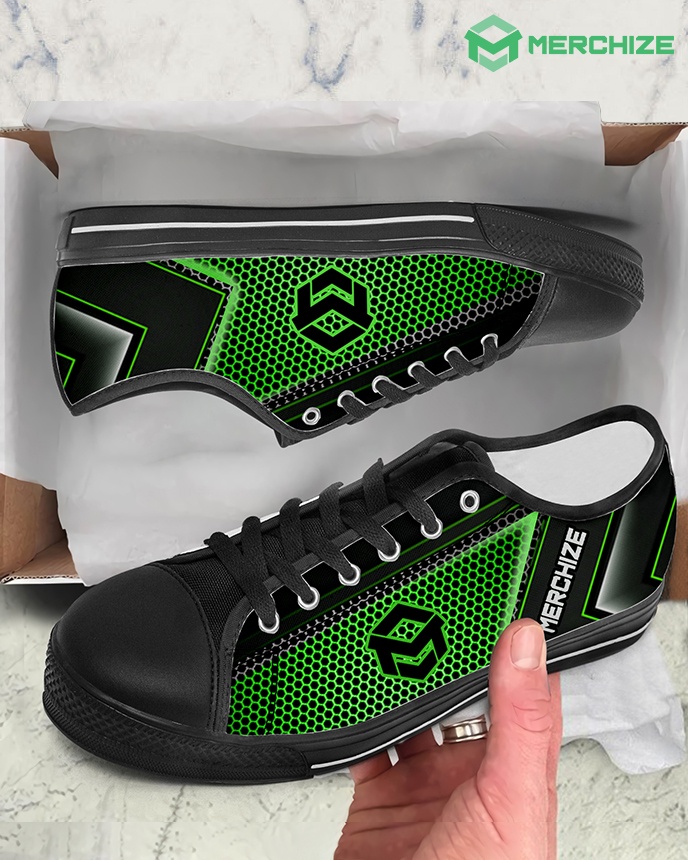 Low Top Canvas Shoes (Made in China) Print On Demand